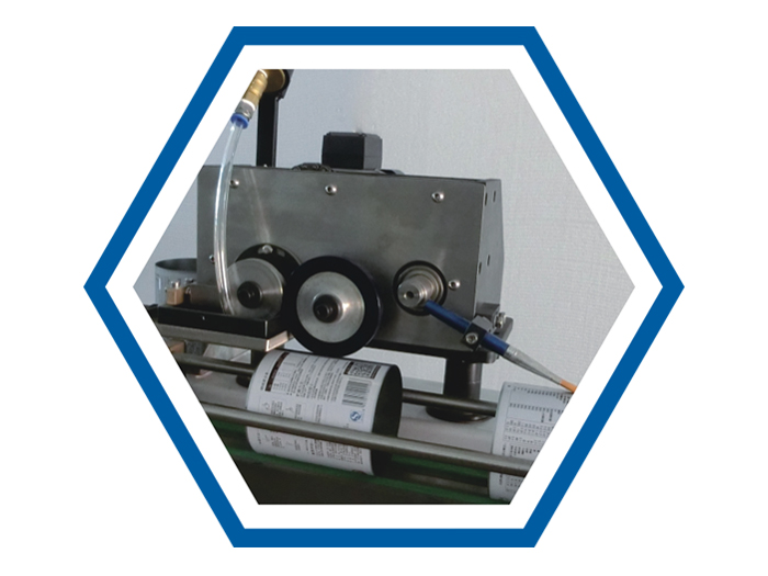 Vehicle traveling data recorder